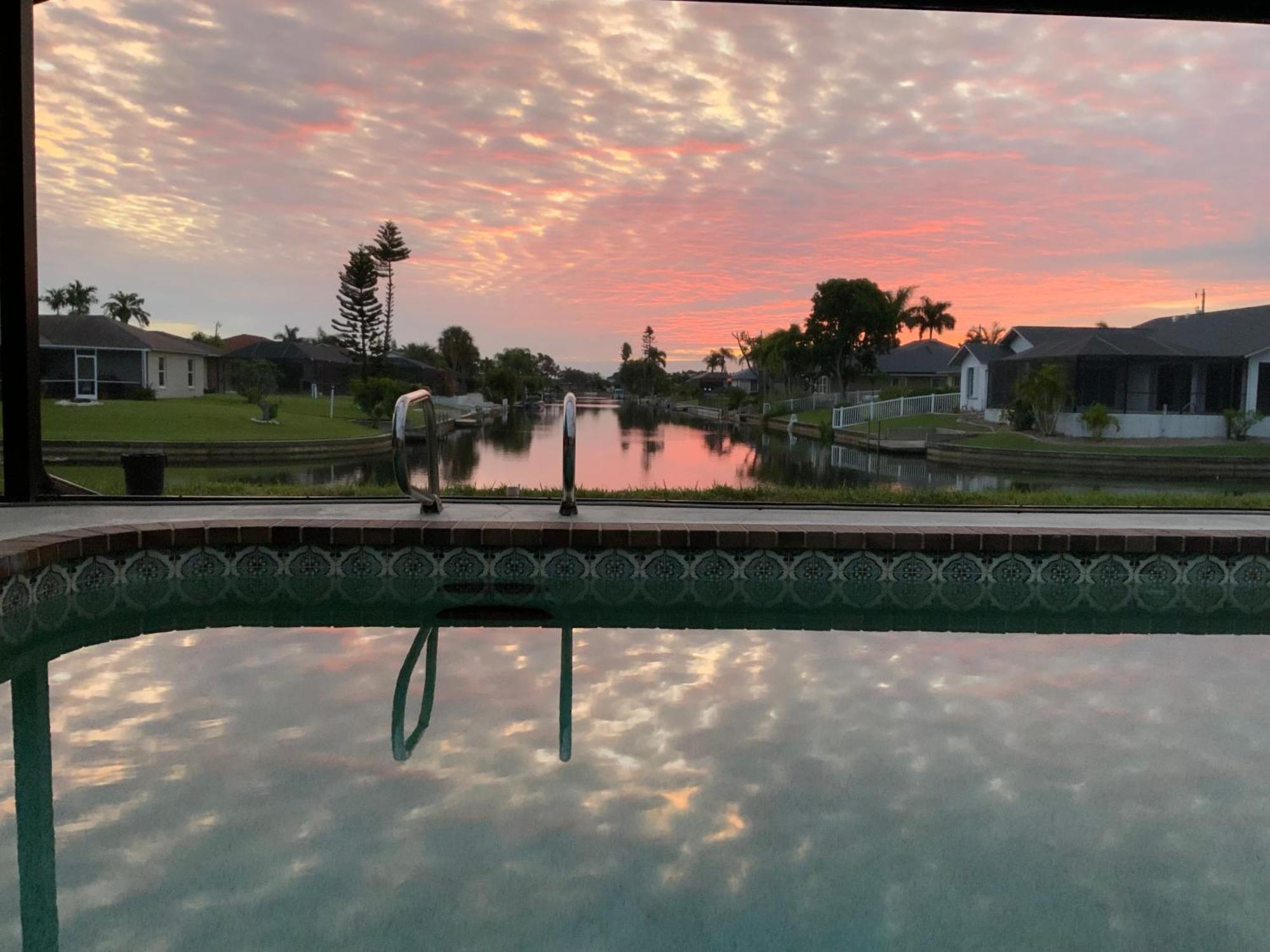 Serenity Waterfront Villa With King Suite, Private Pool, Great Lanai Enclosure And Long Water Views 珊瑚角 外观 照片